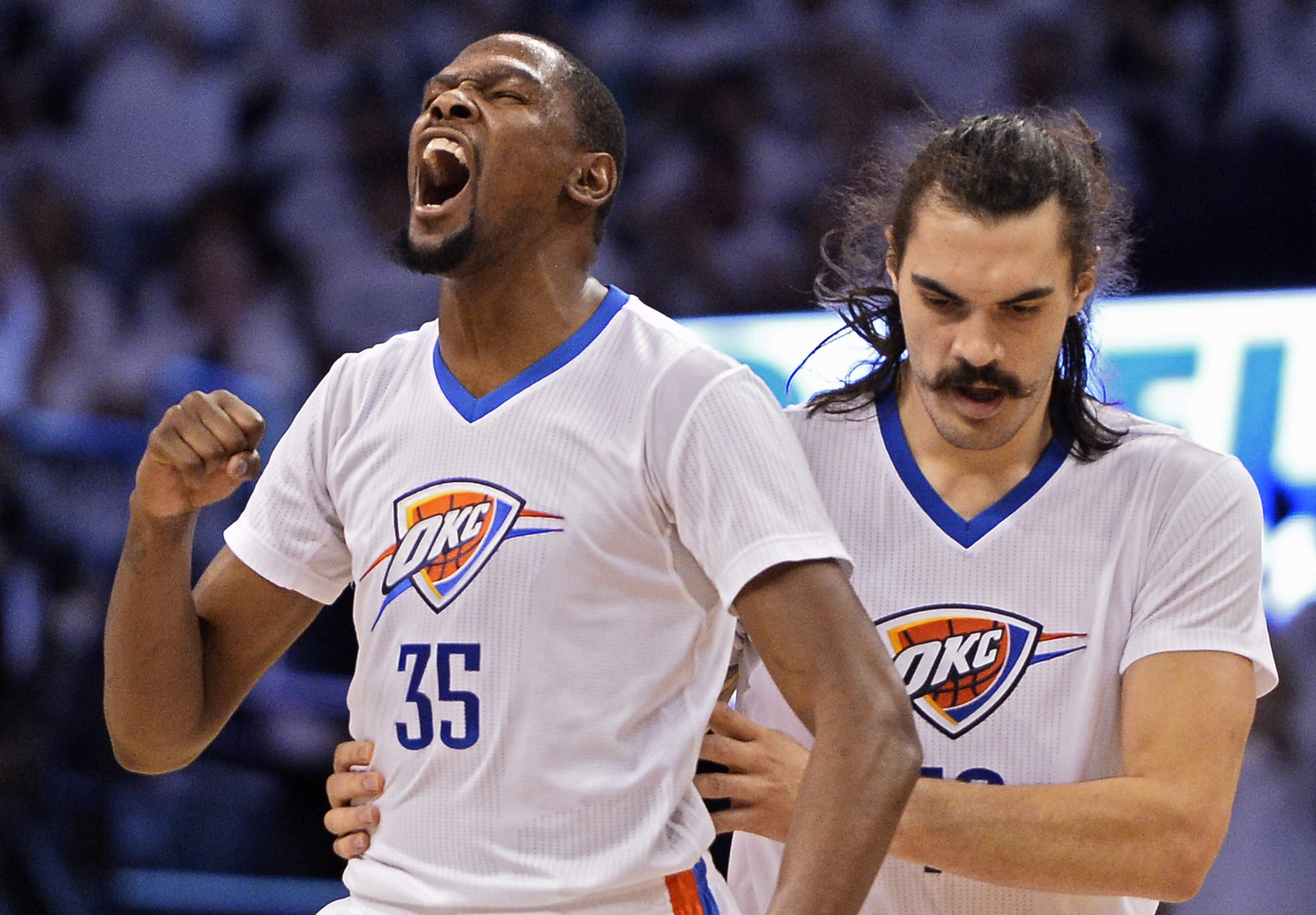 包含新赛季各队球员整装待发，勇往直前！的词条