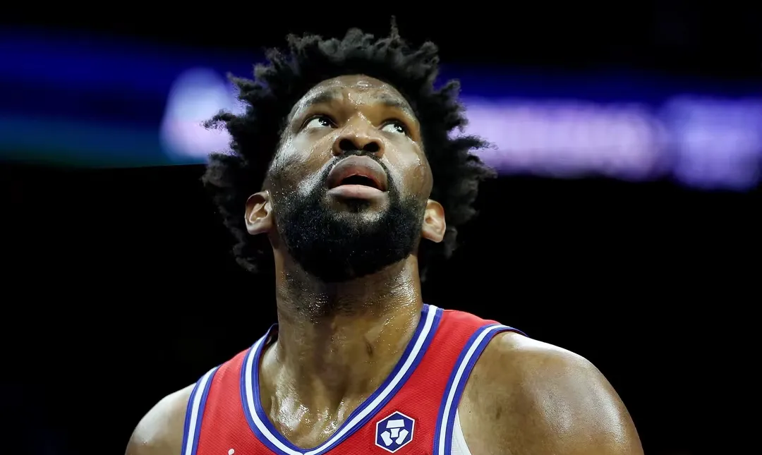 火箭强势76人,恩比德绝境逆转 火箭强势76人,恩比德绝境逆转