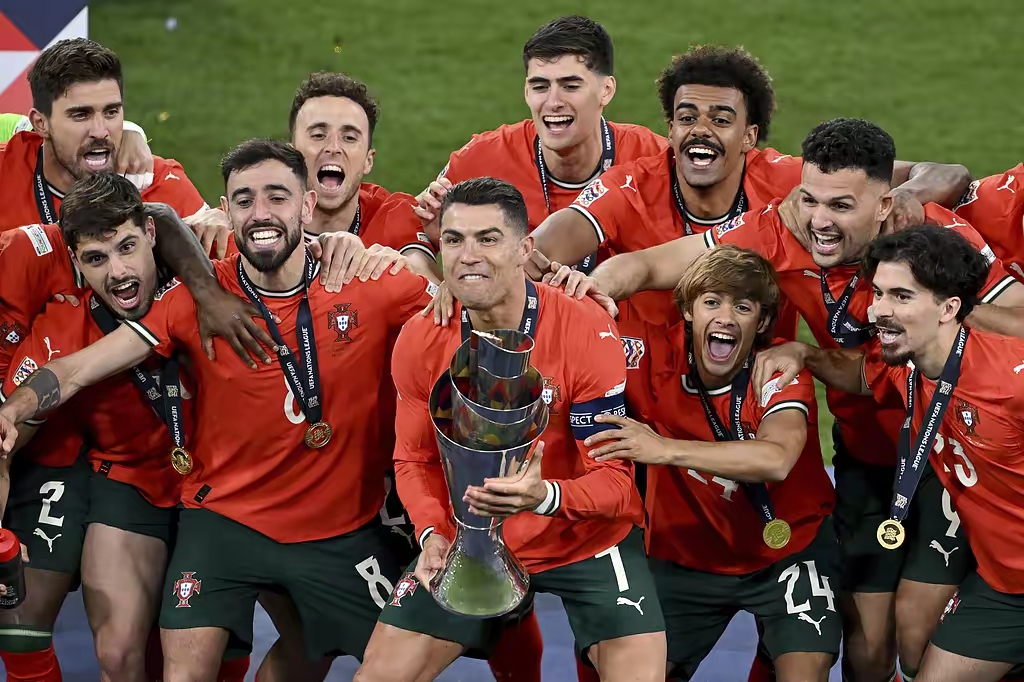 包含梅西领衔,欧国联四分之一决赛精彩纷呈的词条 包含梅西领衔,欧国联四分之一决赛精彩纷呈的词条