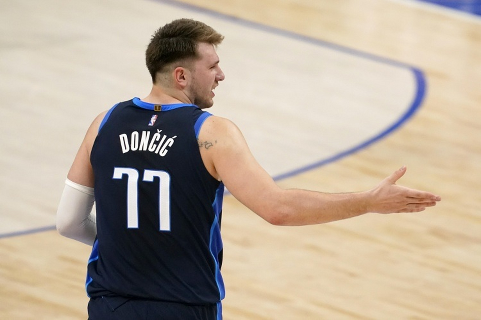 尼斯客场击败摩斯,取得两连胜 尼斯客场击败摩斯,取得两连胜