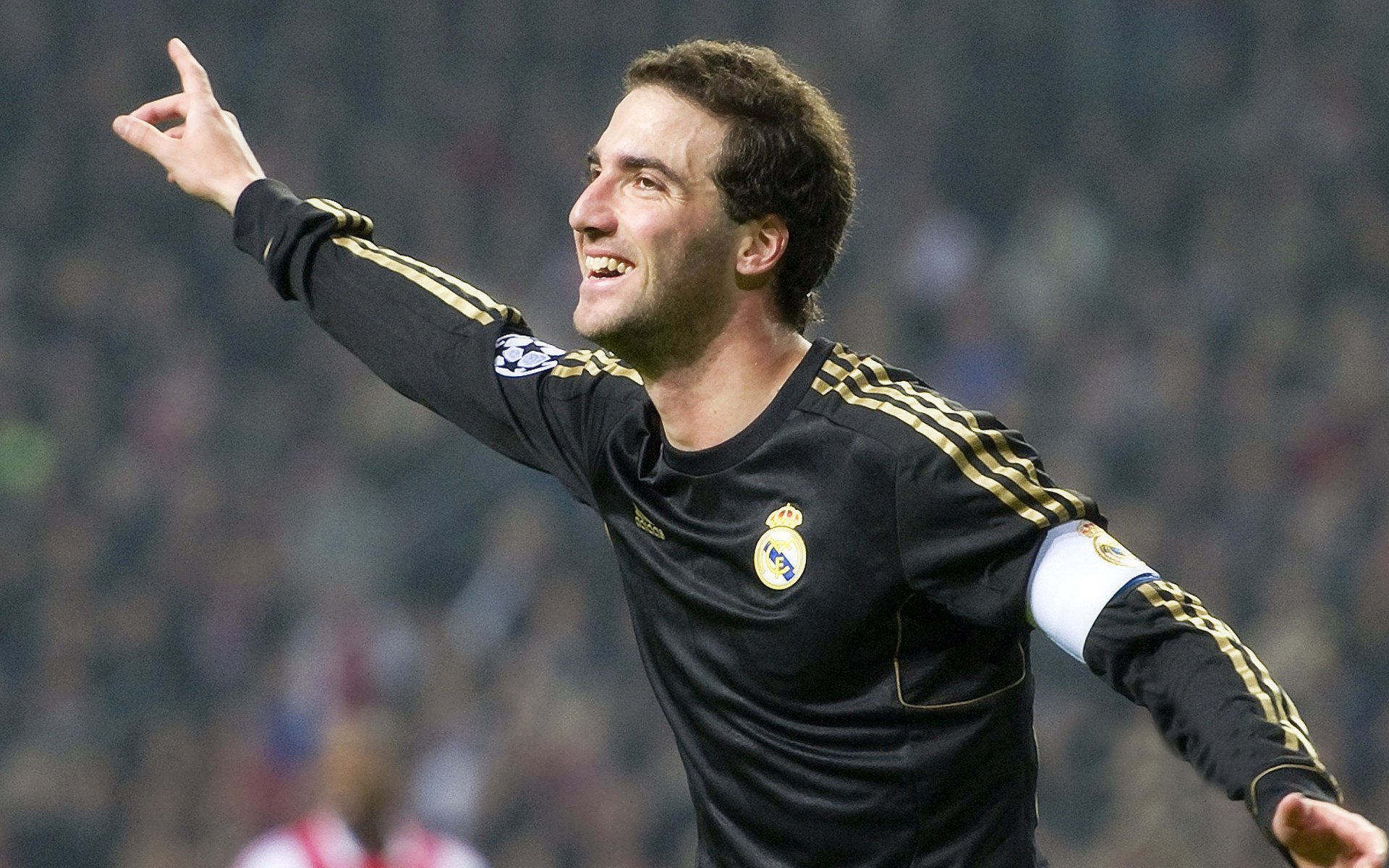 莱万独中两元，葡萄牙3-0碾压阿根廷，友谊赛暴露卫冕冠军隐忧